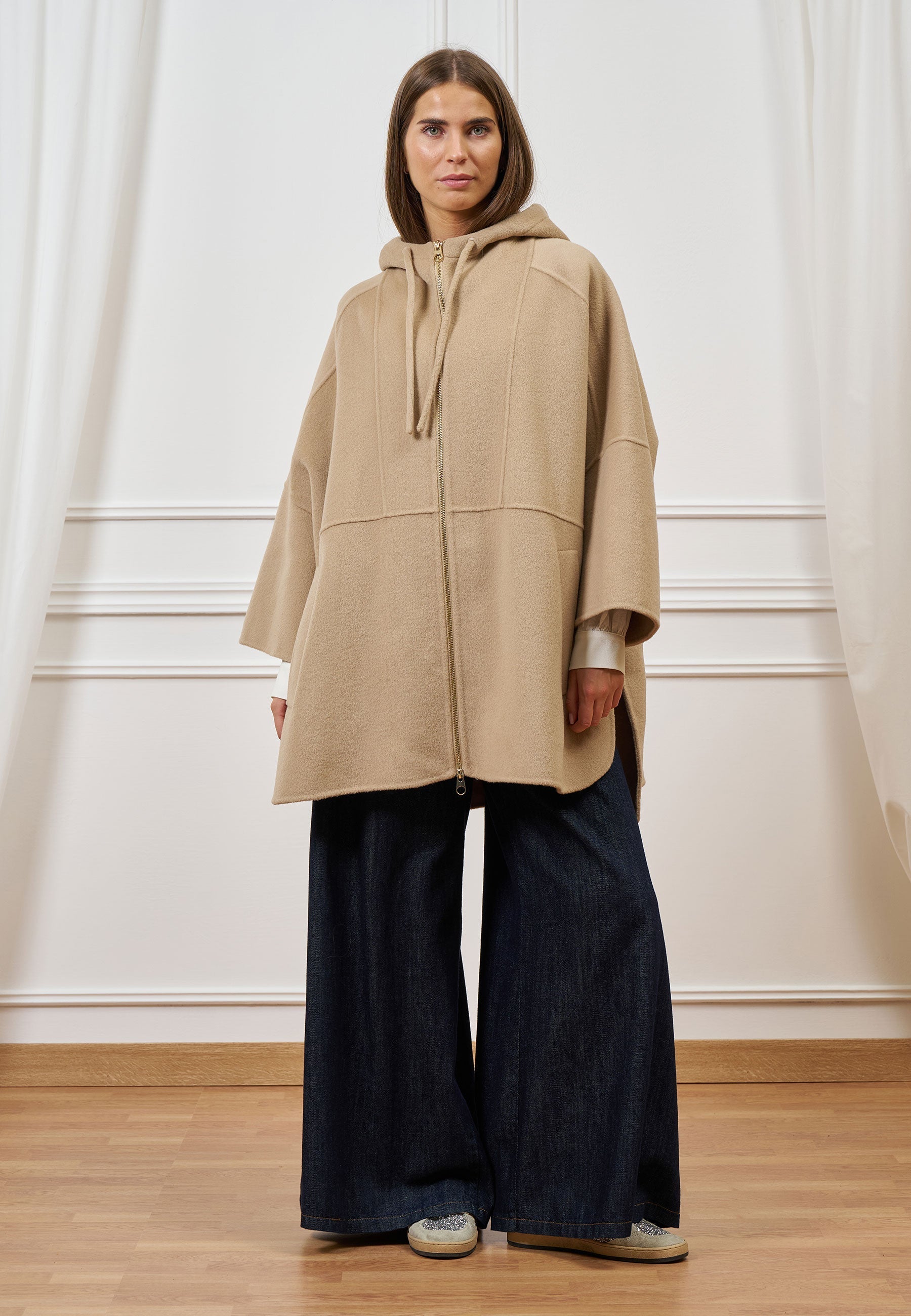 Zip-up coat with hood
