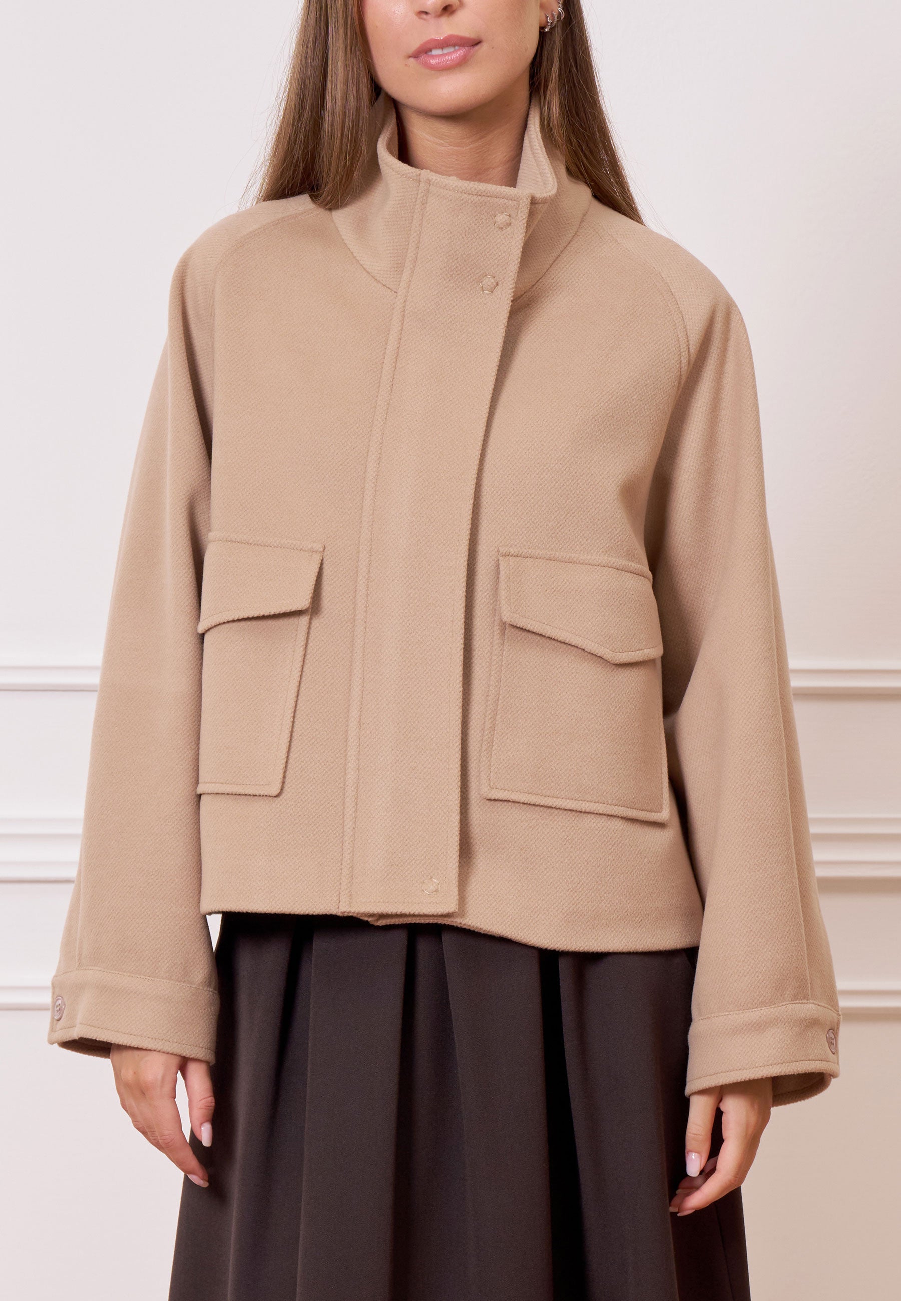 Short coat with front pockets