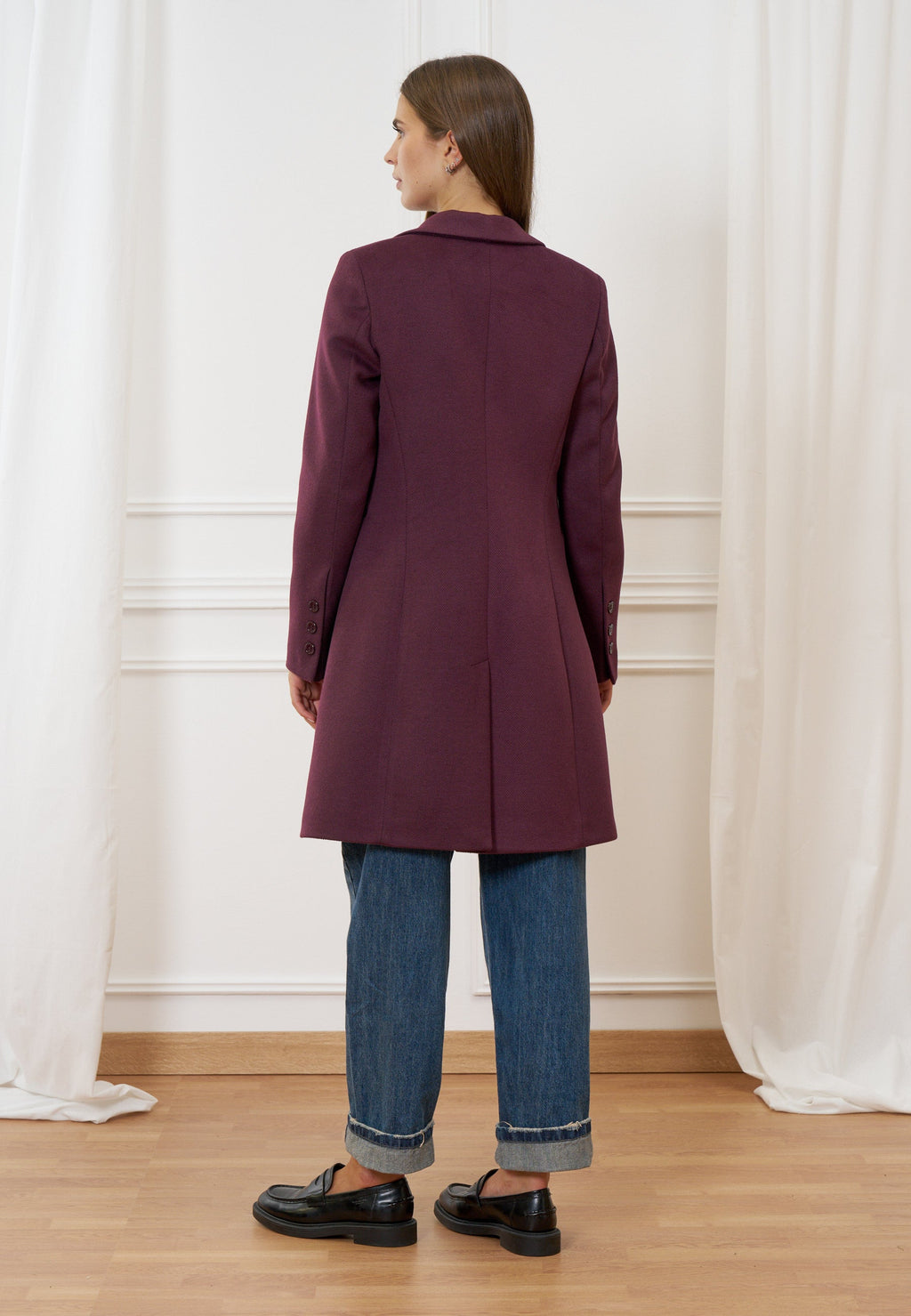 Classic single-breasted coat