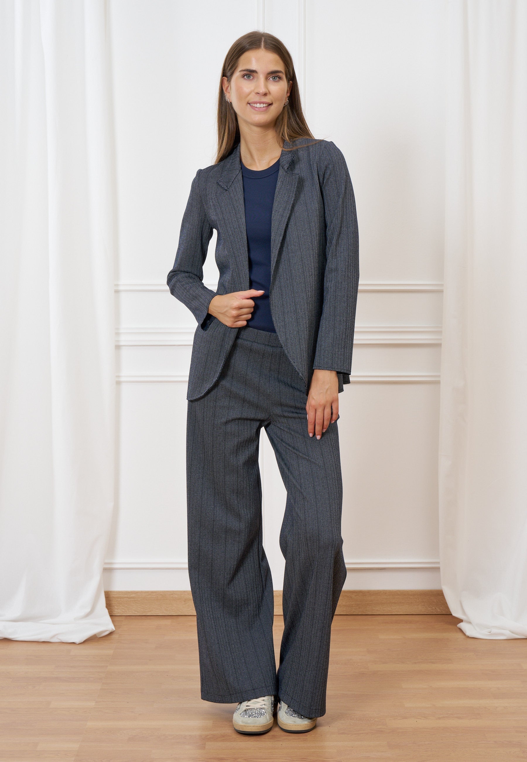 Spine Buttoned Jacket