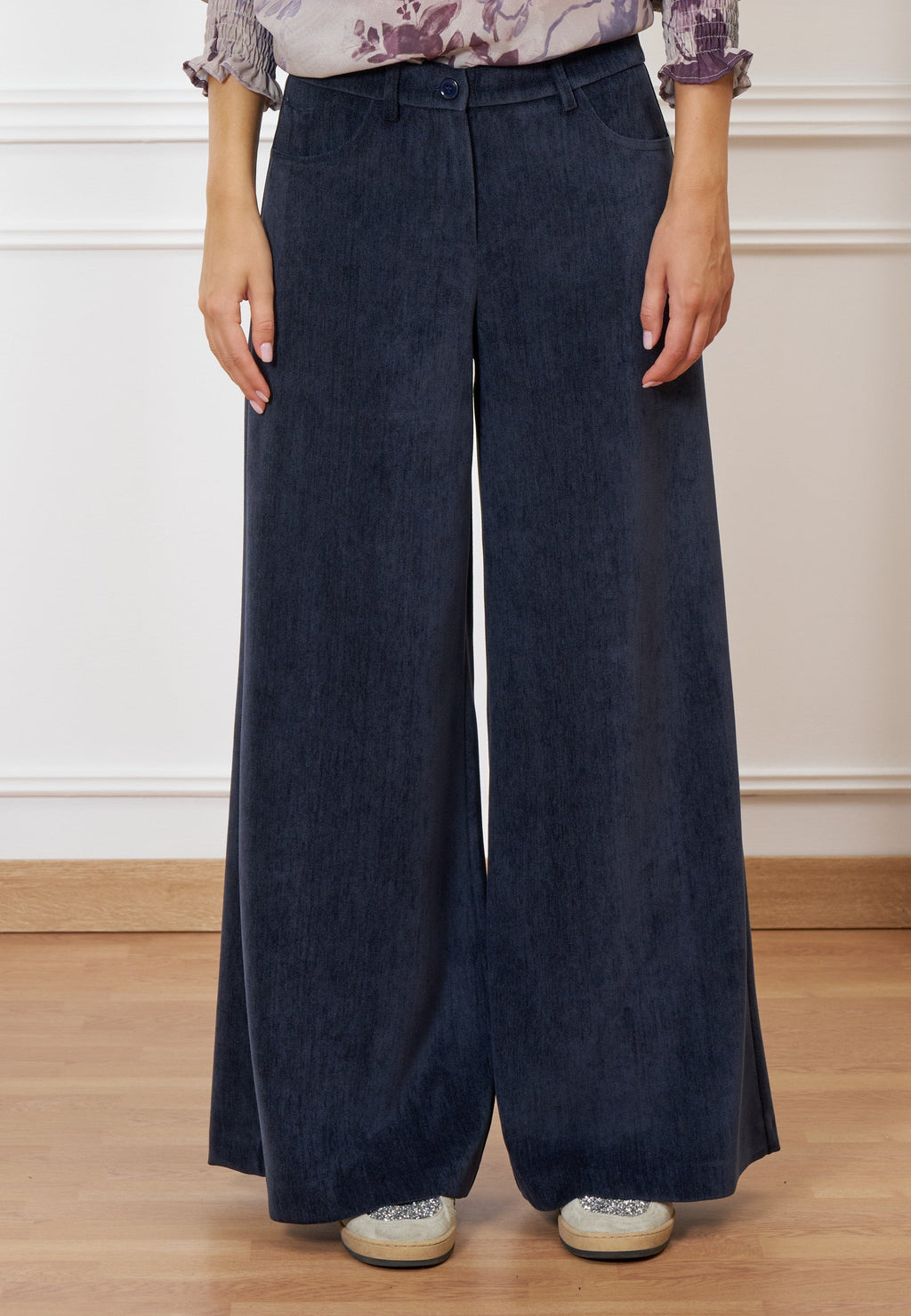 Wide velvet pants