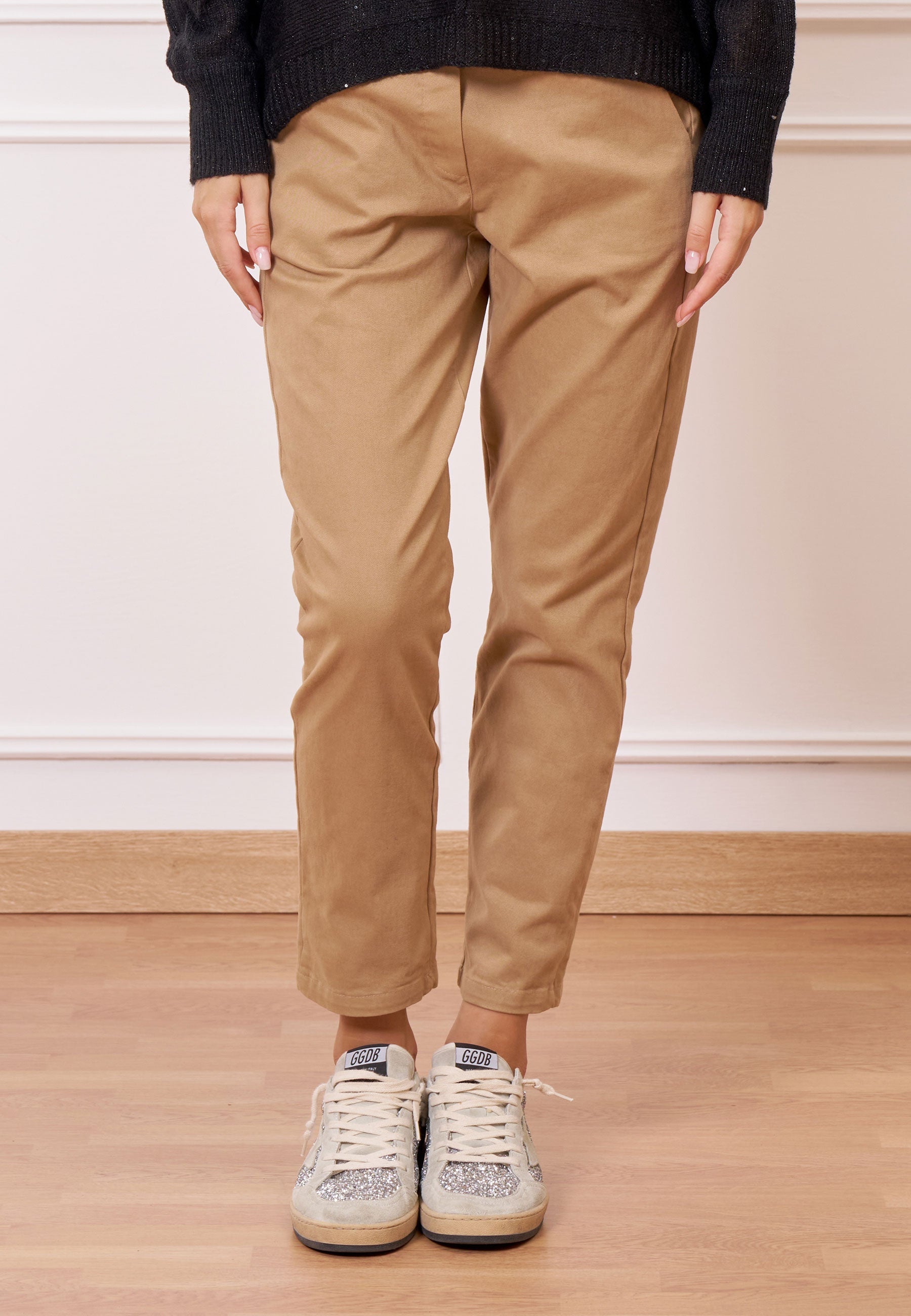 Elastic Waistband Jogging Pants