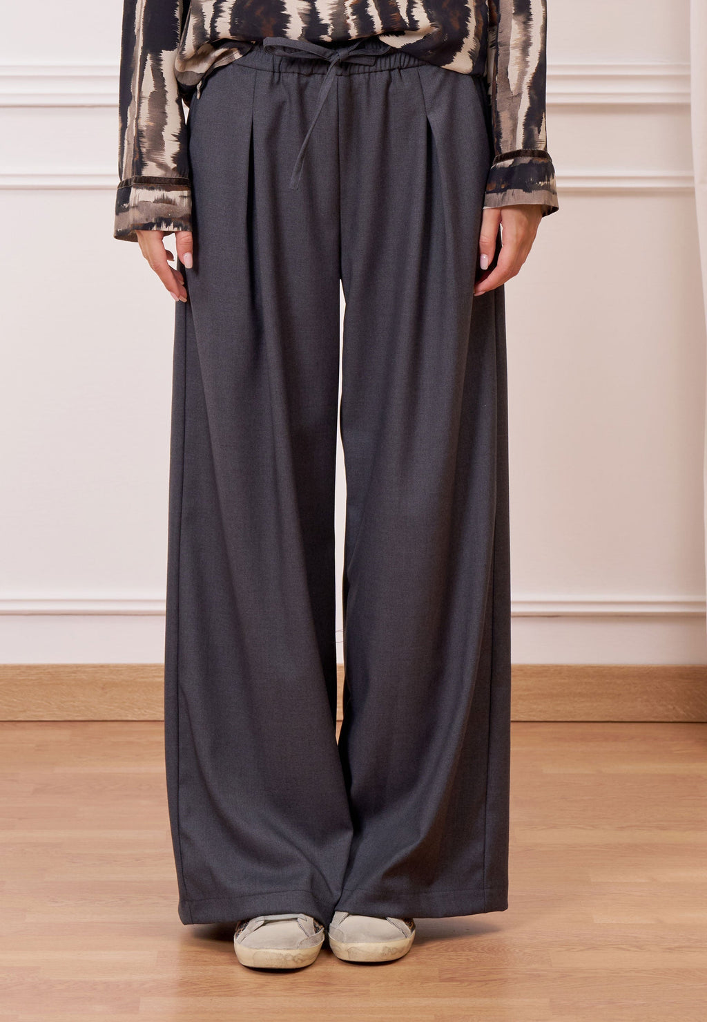 Palazzo pants with drawstring