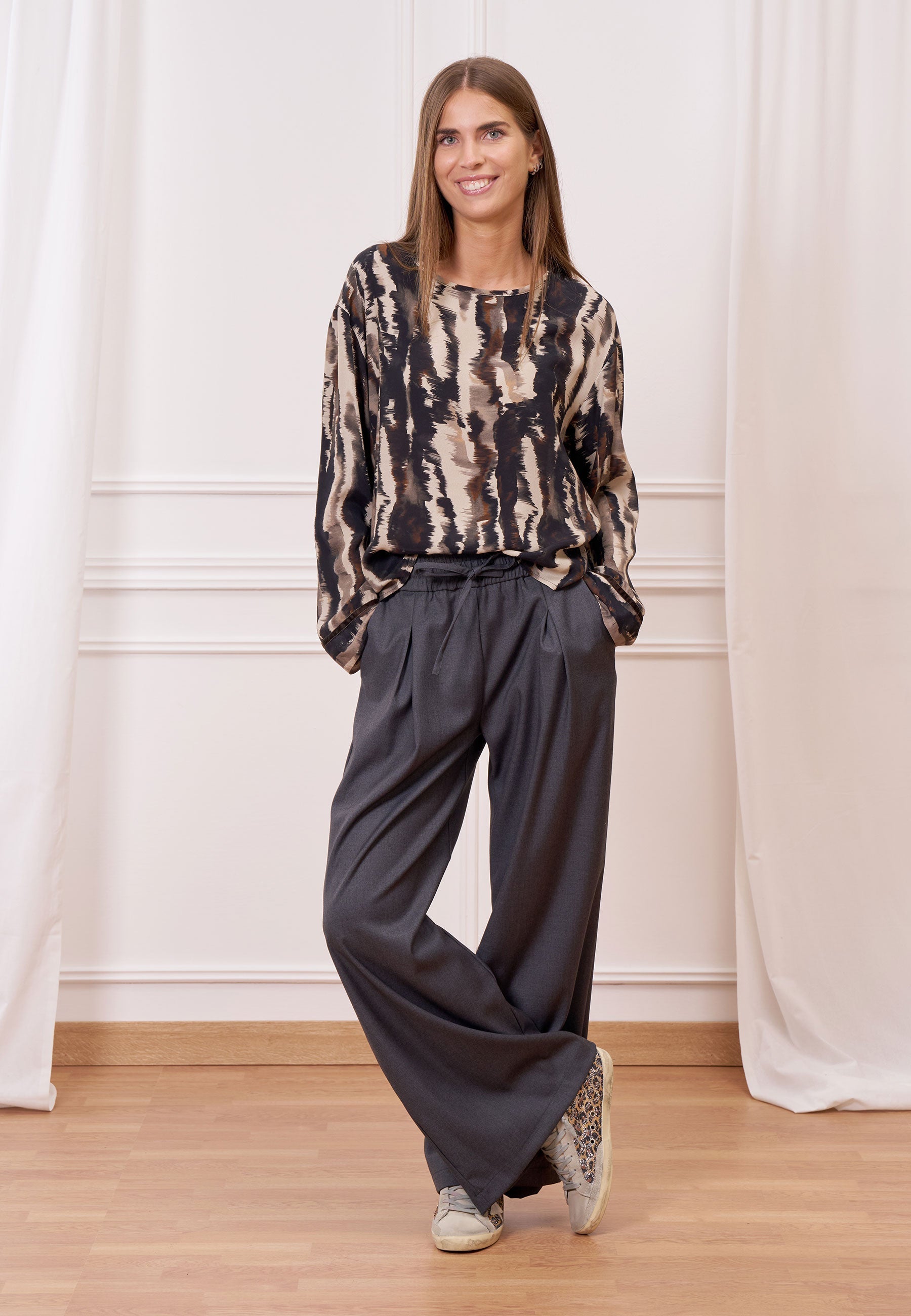 Palazzo pants with drawstring