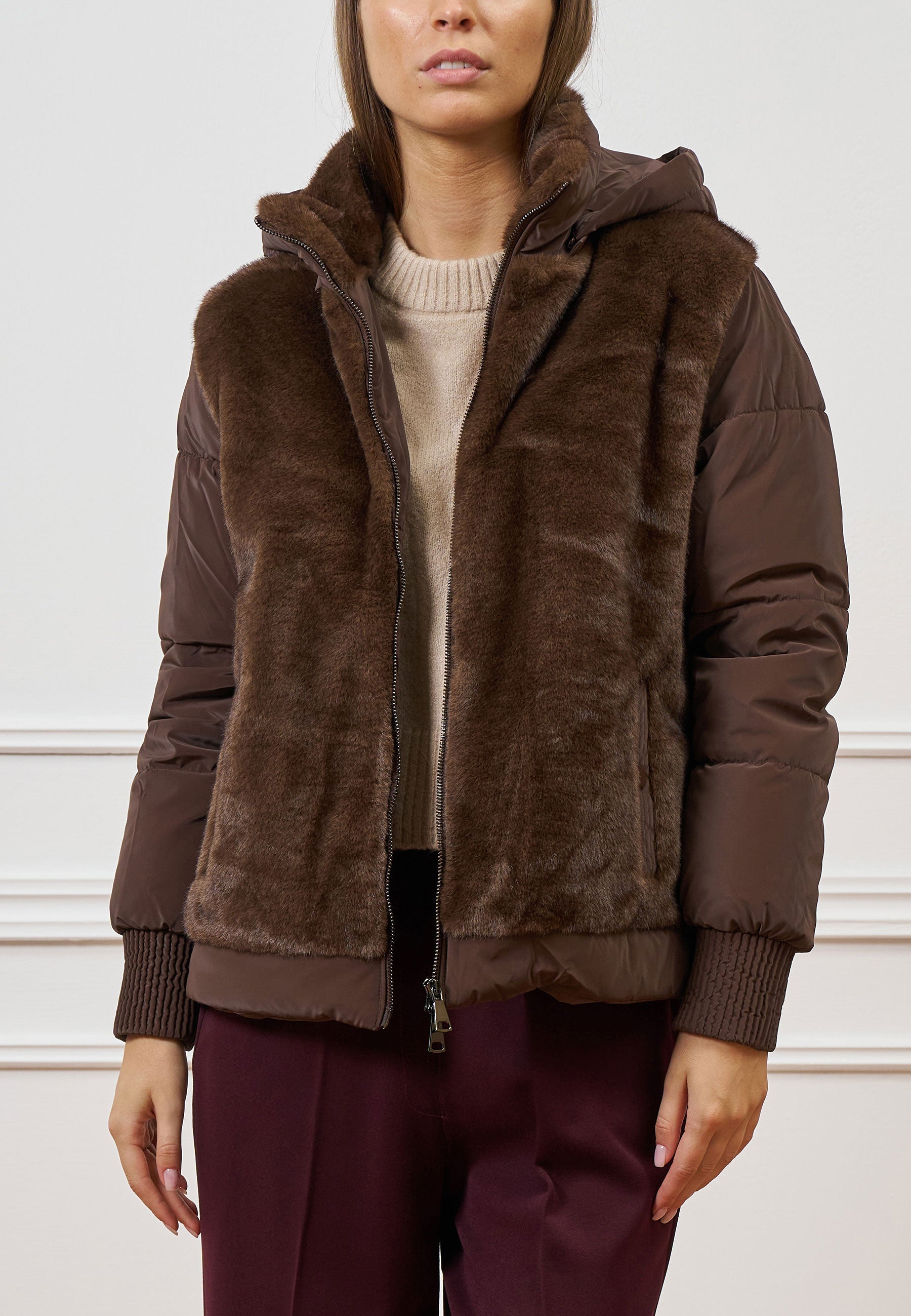 Puffer jacket with faux fur inserts